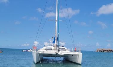 Catamaran privé de 65 pieds pour des voyages en charter à Montego Bay