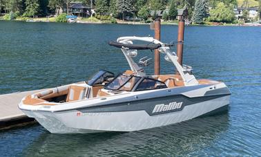 Malibu M220 Wakesurf/board Boat Rental on Coeur d'Alene Lake or Spokane River