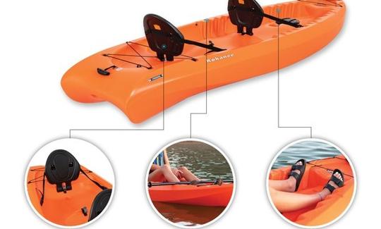 Faites du kayak sur le lac Conroe ! Deux (2) kayaks disponibles à la location pour un maximum de 3 personnes