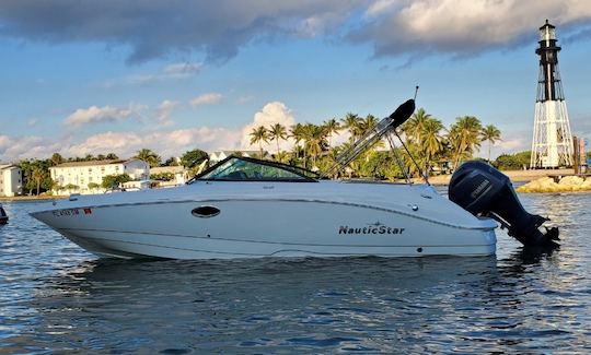 Modern 24ft Nauticstar Boat | Daily, Multi-Day and Weekly | Free Extra Hour!  