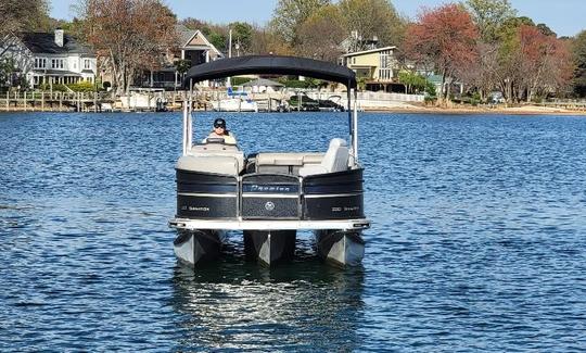 23' Premier Tritoon Sunsation in Mooresville, Nort Carolina