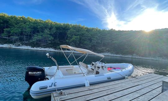 Rent 28' Joker Clubman 300hp Rigid Inflatable Boat in Hvar Town