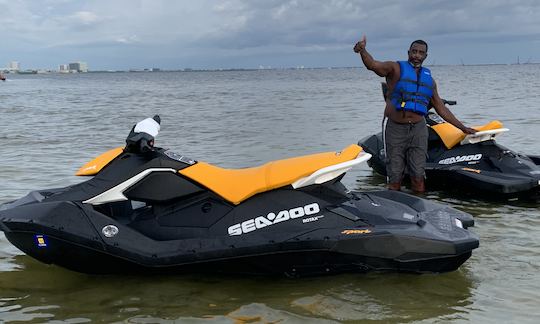 New Jet Ski SeaDoo Spark 2up Rental Tampa Bay/Saint Petersburg (2 available)