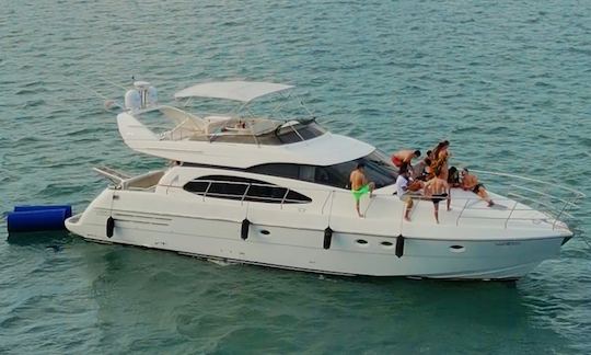 Enjoy Miami In Azimut 60ft Motor Yacht!!!!