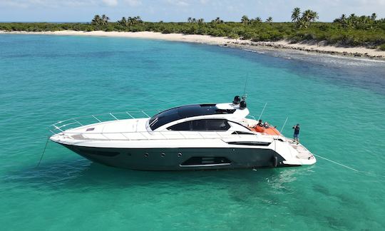 60' AZIMUT YACHT in Fajardo