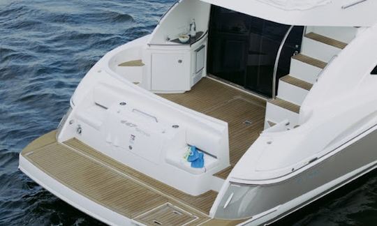 Beautiful Cruiser Sport 48’ Fly Bridge South Beach