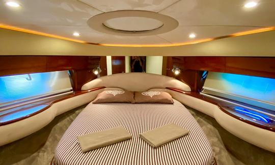 Charter the 68ft Queen Motoryat B72!