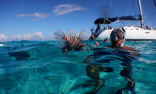 Beneteau Oceanis 473 Luxury Sailing Charter in Grand Cayman, Cayman Islands