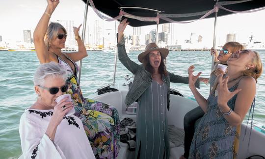 26' San Diego Bay Party on the Water Limousine