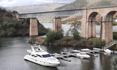 Azimut exclusivo no Douro