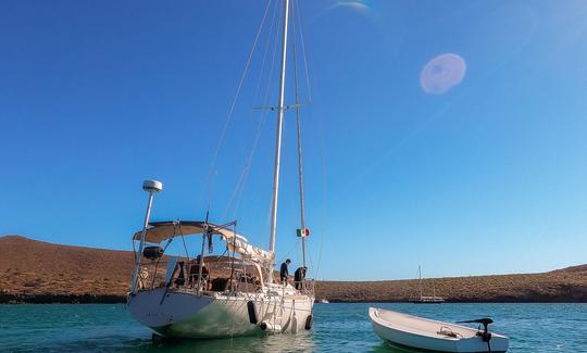 ¡Vive una experiencia increíble en un velero clásico!