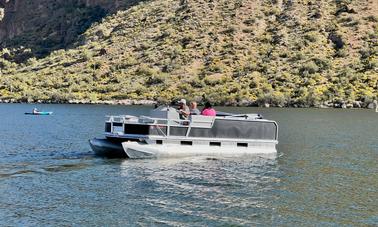 Sun Tracker Relaxing Party Pontoon with Bluetooth Radio