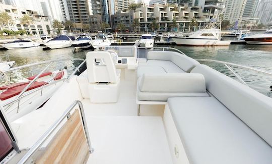 Azimut 45ft - Couple and family Yacht