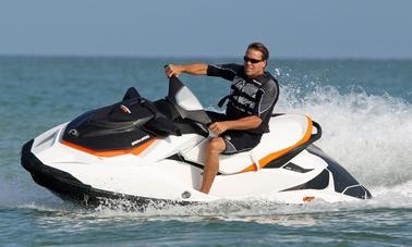 Seadoo GTI SE 130 em Wizard Lake 