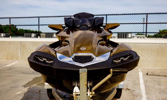 2022 Kawasaki 310LX Jetski With Bluetooth Audio sound system in Charleston, SC