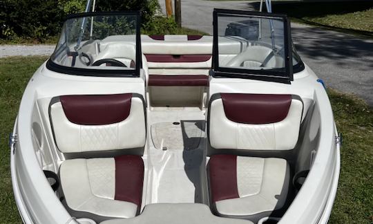 18ft Tahoe ski boat Rental in Smithville, Tennessee