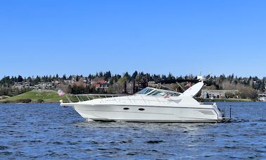 40ft 1995 Trojan Motor Yacht Rental in Seattle, Washington