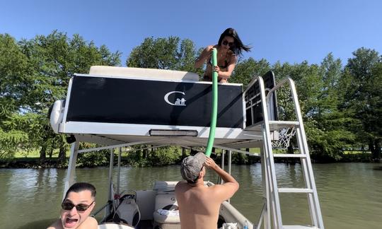 Party Tritoon on Lake Austin with Beer Pong Table, Lily Pad & More — 14 guests!