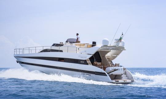 Motor Yacht Rental in Salerno, Campania