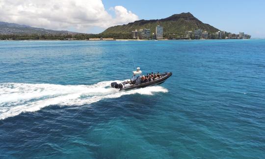 ¡Tour privado y esnórquel en el barco más rápido de Waikiki!