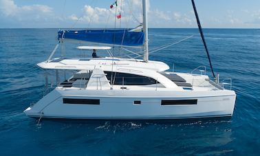 40' Leopard Luxury Catamaran All-Inclusive Charter in Riviera Maya.