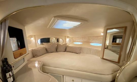 Yacht Searay Sundancer de 33 pieds | Le plaisir commence ici !