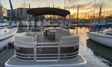 SUNCHASER Luxury Cruise Pontoon in Portland!