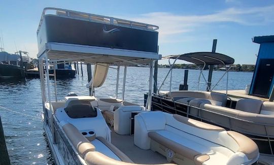 Double Decker 25ft Avalon Pontoon in Fort Walton Beach