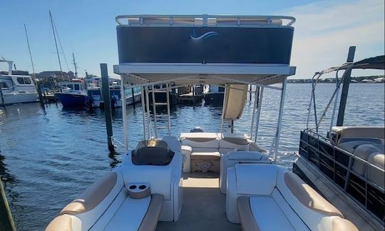 Double Decker 25ft Avalon Pontoon in Fort Walton Beach