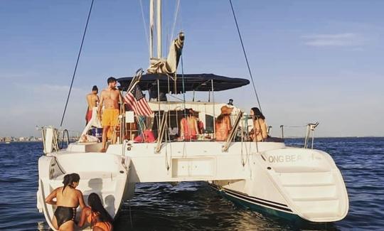 Long Beach/ Catalina sur un catamaran à voile de 38 pieds