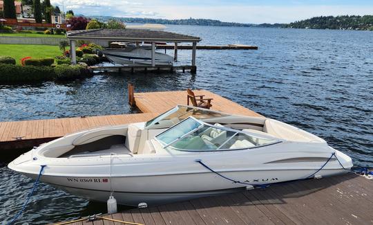 Clean cruising boat loaded.