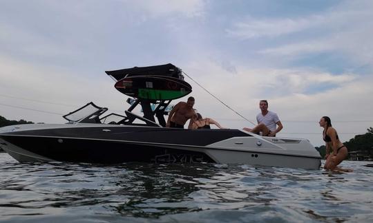 Location de bateaux de wakesurf à Austin, Texas