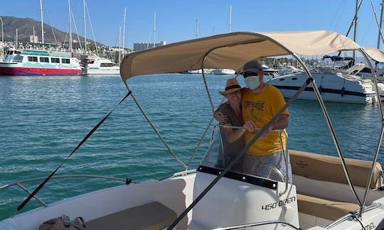 Rent this boat without a license Mareti 450 Open Boat for rent in Benalmádena!