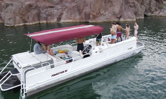 30ft Playcraft Tritoon Rental in Lake Havasu City