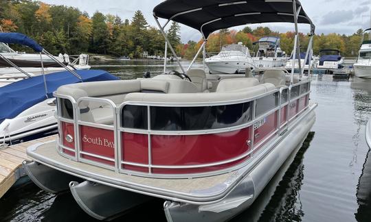 Cruzeiro de 24 pés no Lago Sebago com Southbay Pontoon!