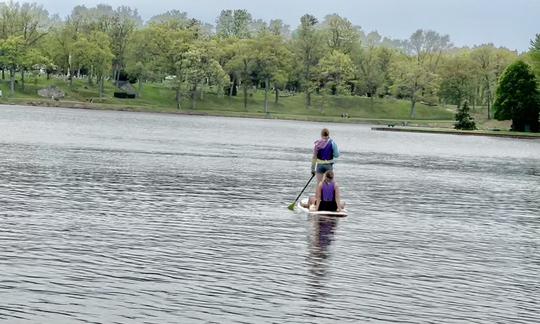 Pranchas de remo para alugar em Thompson Lake