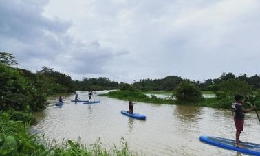 Planche à pagaie en eau douce à Galle