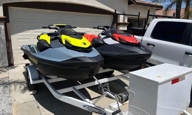 Dois novos jet skis Sea Doo para alugar em Moreno Valley, Califórnia