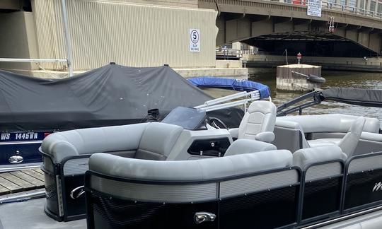 Manitou 23ft Pontoon on the Milwaukee River