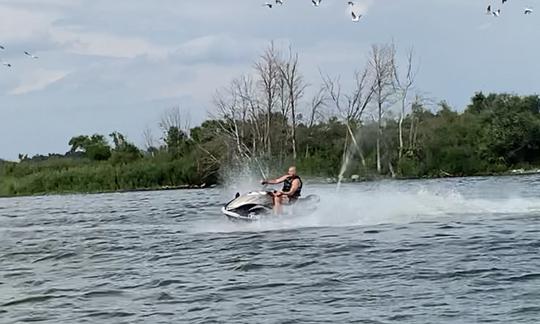 Location de 2 bateaux de croisière Yahama Wave Runners et d'un jetski de luxe sur le lac Koshonong 