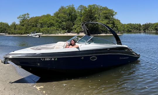 Profitez de la côte du New Jersey ! Louez un Crownline Bowrider de 29 pieds ! 