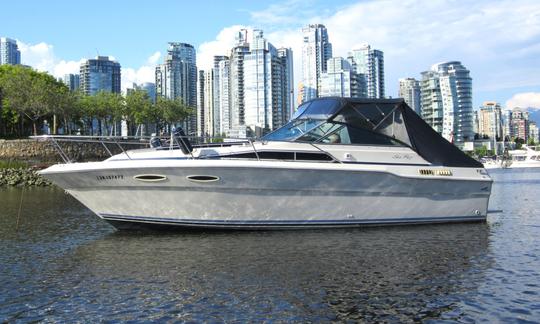 Descubra la belleza costera de Vancouver a bordo de un yate Sea Ray Sundancer de 30 pies