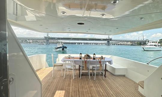 The Height of Luxury - Mega Yacht Charter em Istambul, Turquia