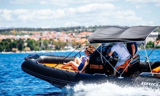 ¡Barco Brig Eagle 6.7 en Zadar!