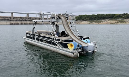 Pontón de dos pisos de 30 pies con tobogán - Lago Travis