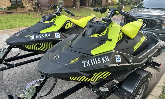 3 Day Minimum** 2023 SeaDoo Trixx Jet Skis x 2 - Richland-Chambers Reservoir 