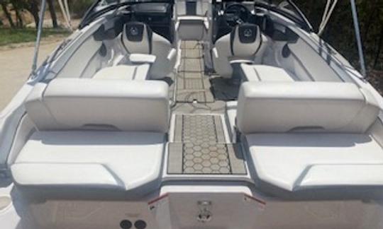 Barco para 10 passageiros Scarab 215ID em Eagle Mountain Lake