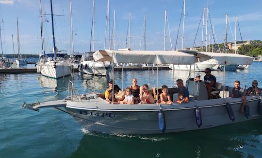 Arena 740 Powerboat for maximum 10 persons | Perfect Excursion Boat in Pula