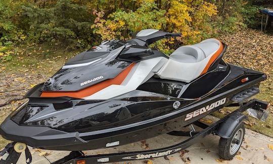 Sea-Doo 155 - Acomoda dois adultos em Sylvan Lake, AB