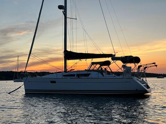 Sail Long Island's Gold Coast on this beautiful 36' Jeanneau!